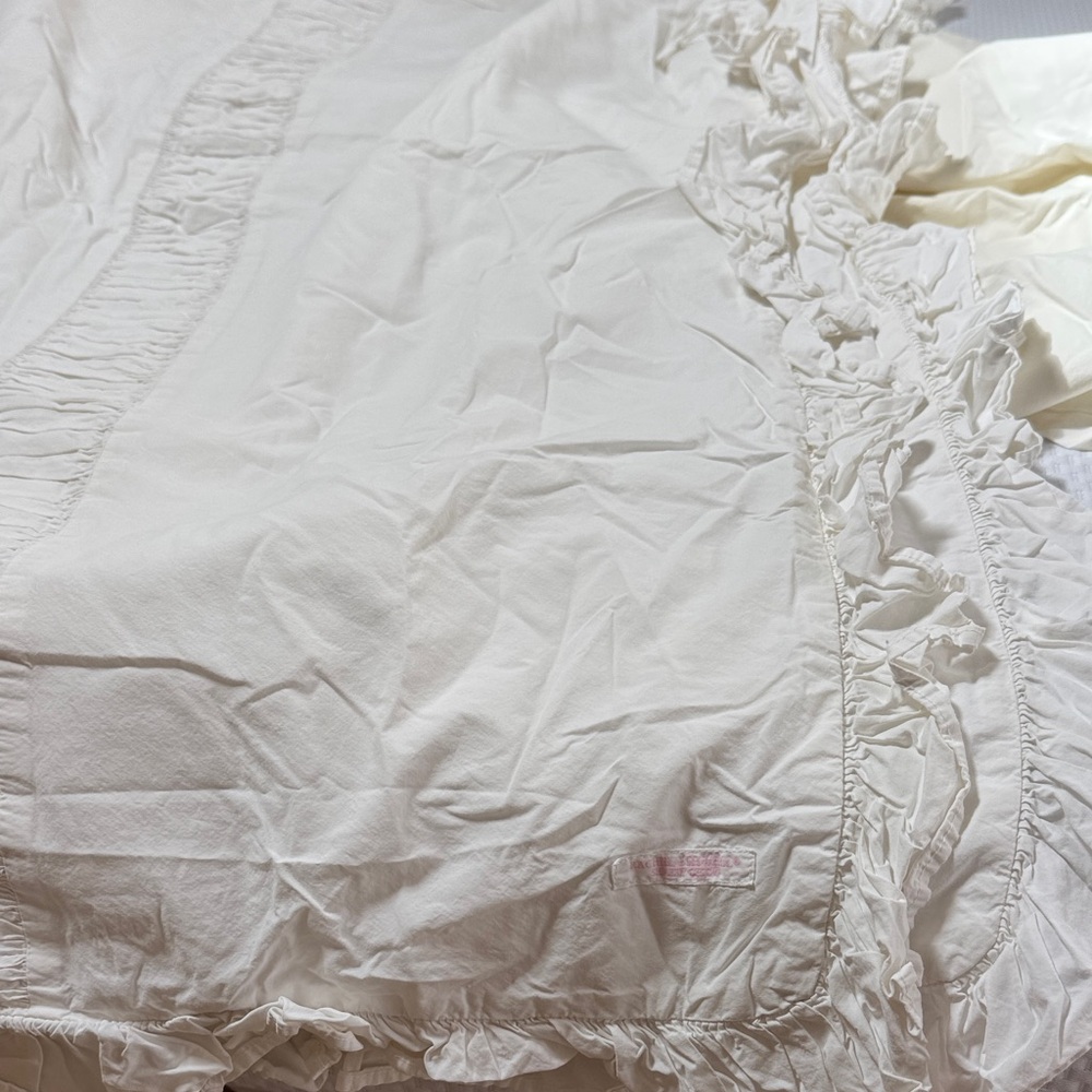 Rachel Ashwell Shabby Chic Soft Floral Bedding Set - gently used - Picture 9 of 10